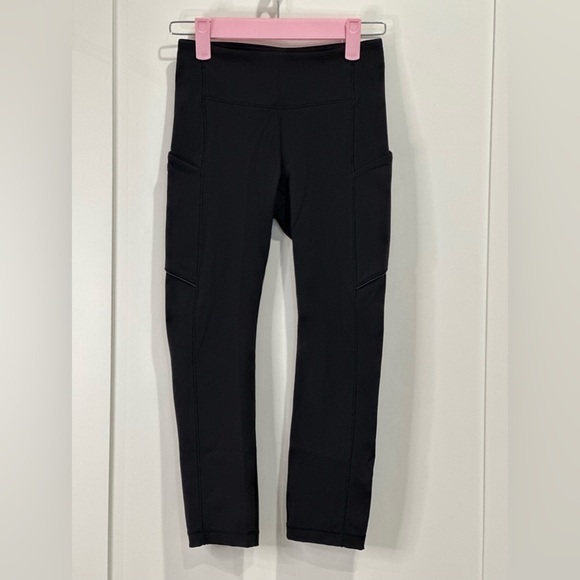 Lululemon Speed Up Crop Leggings 21” Black Side Pockets Mid Rise Size 2 Yoga - Picture 6 of 12